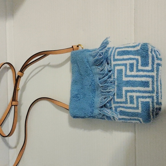 Tory Burch Towel Phone Blue  Crossbody - Picture 4 of 9